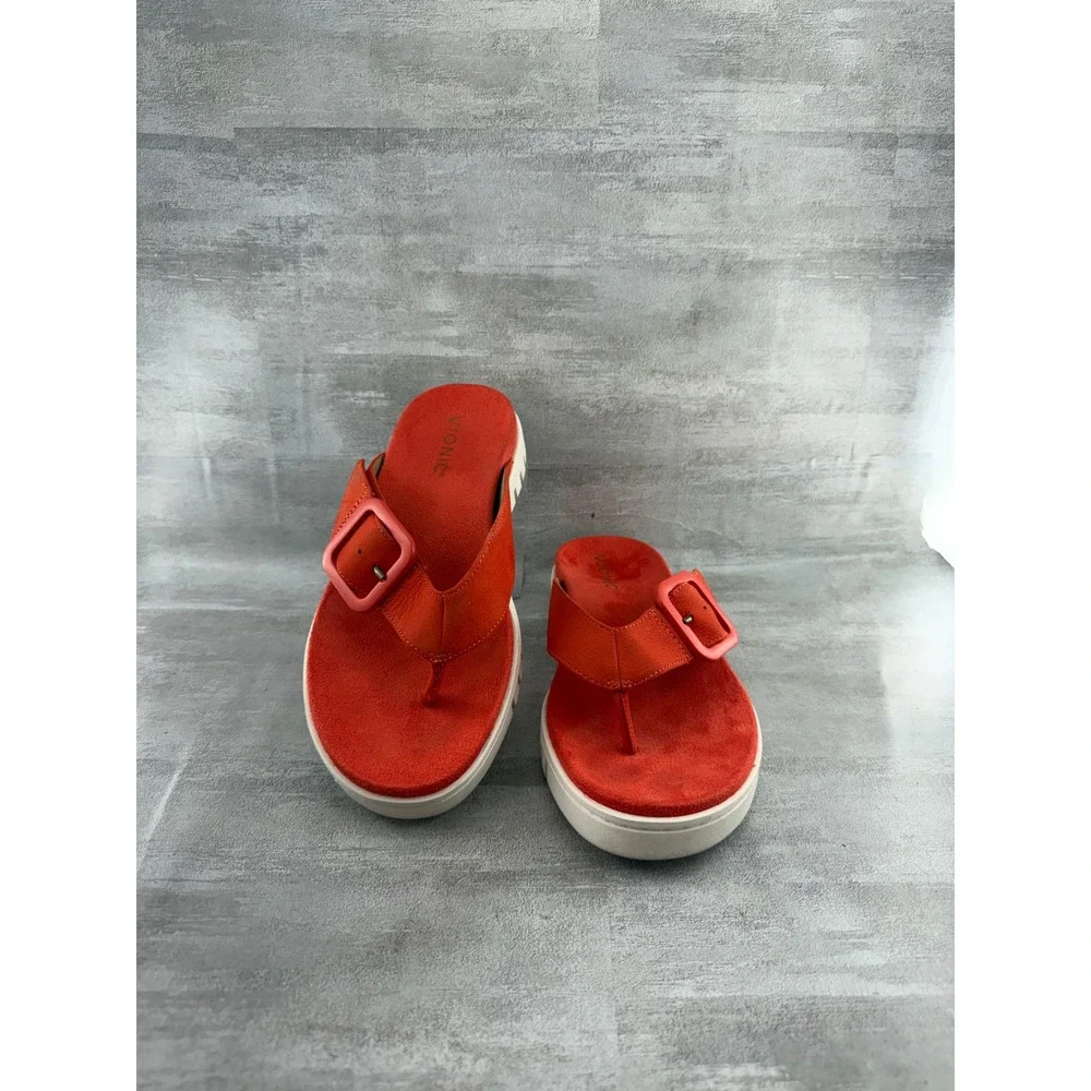 Vionic Uptown Marin Red Suede Platform Thong Sandals Women 6.5 Orthotic Buckle